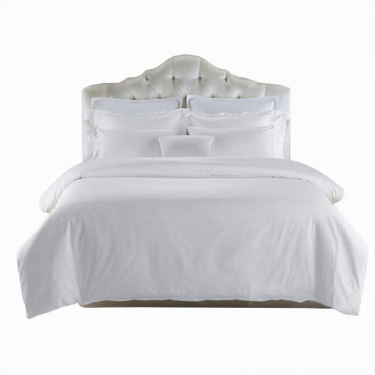 White Duvet Cover Soft Fabric Easy Care for Hotels and Homes