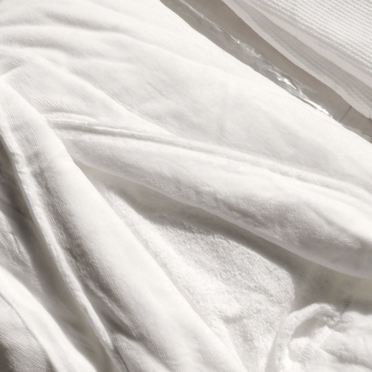Hotel Quality Cotton Kimono Bathrobe White Embroidered Velvet Waffle