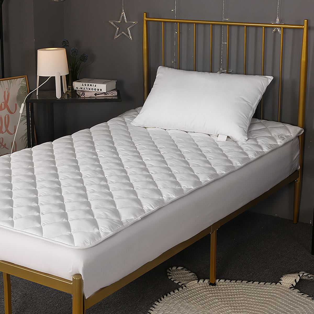 Hotel Mattress Comfort Pads Fabric Bedding Topper Mattress Protectors Cover
