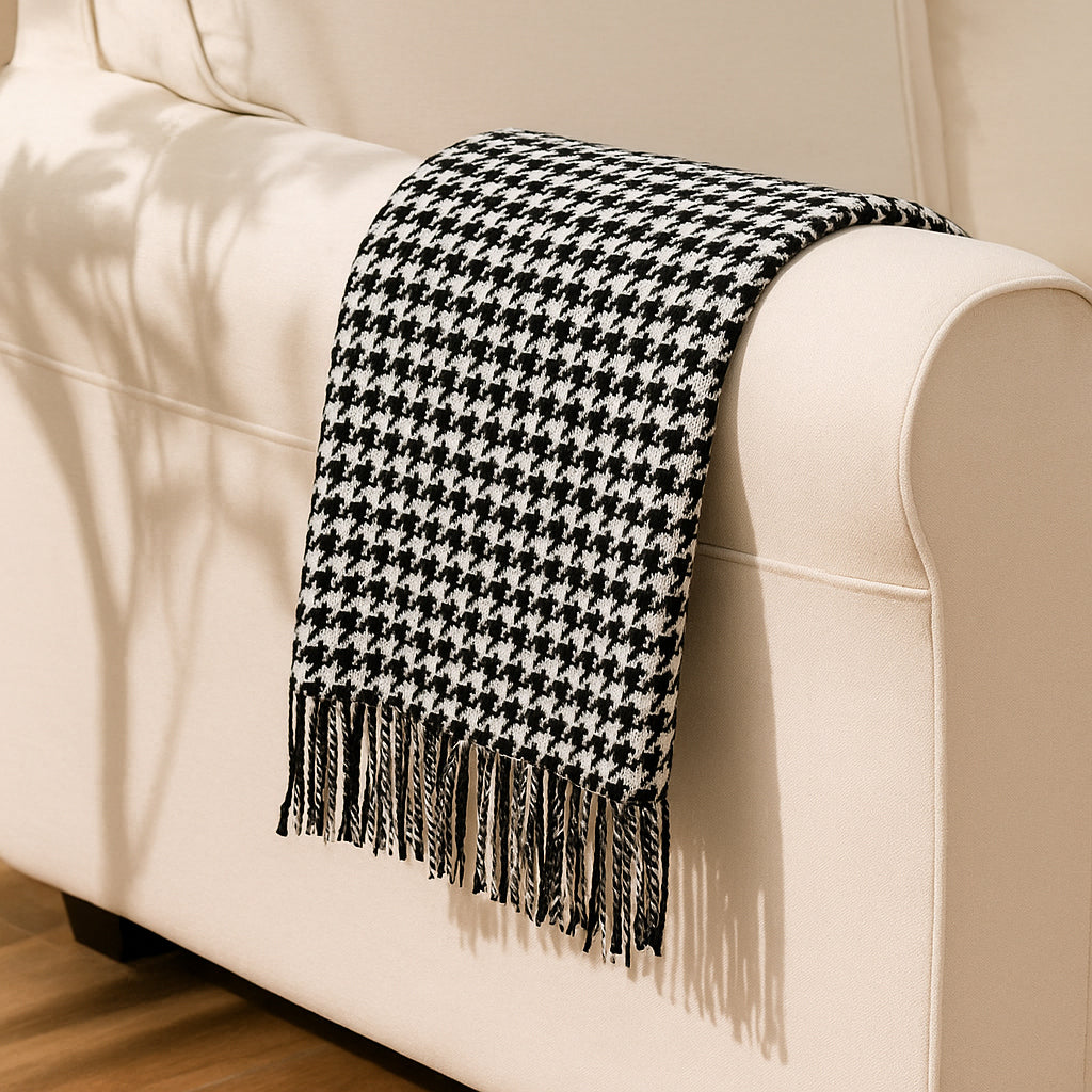 Black White Houndstooth Bed Runner for Hotel Rooms