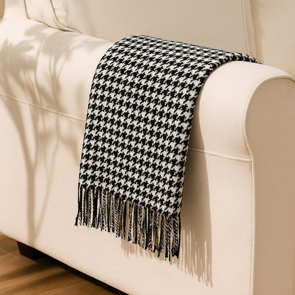 Black White Houndstooth Bed Runner for Hotel Rooms