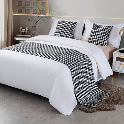 Black White Houndstooth Bed Runner for Hotel Rooms