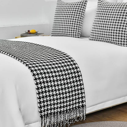 Black White Houndstooth Bed Runner for Hotel Rooms