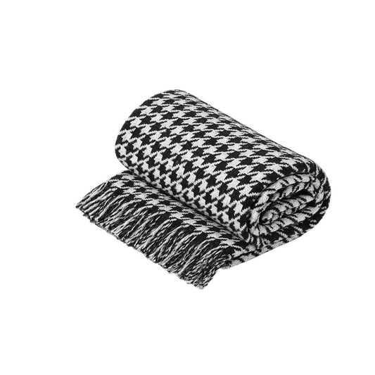 Black White Houndstooth Bed Runner for Hotel Rooms